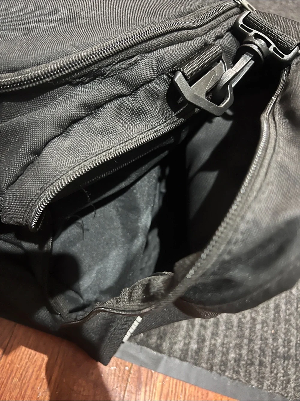 Nike Black Duffle Gym Travel Carry On Bag Weekend Sports Adjustable Strap
